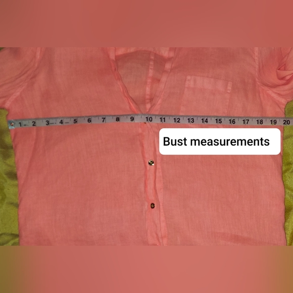 Lilly pulitzer pink 100% Linen logo button down top size L - Picture 7 of 9